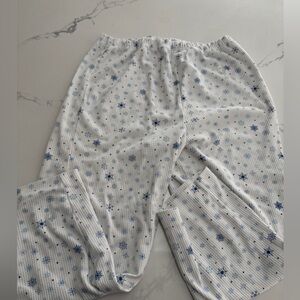 Pajama Bottoms with Blue Snowflake Design